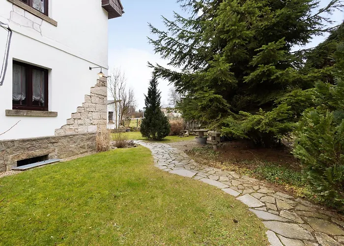 Buchhaus Vier - Erdgeschoss Апартаменты Kirchenlamitz